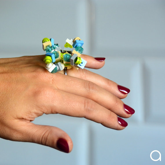 Borse e Accessori Ispirati ai Mattoncini Lego che Vorrai Assolutamente