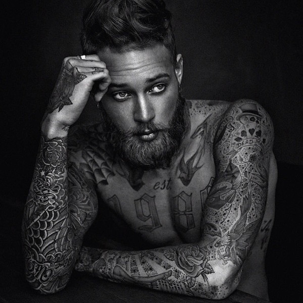 I Tatuaggi? Sono Sexy! Ecco gli Uomini Tatuati Più "Hot"