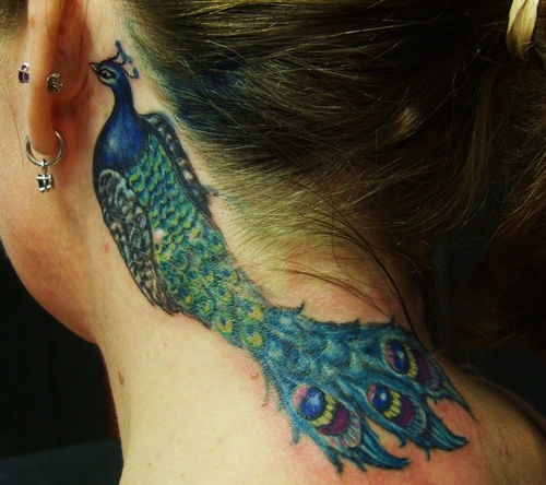 Discreti, Minimal e Sexy: 40 Idee per Tatuaggi dietro l'Orecchio