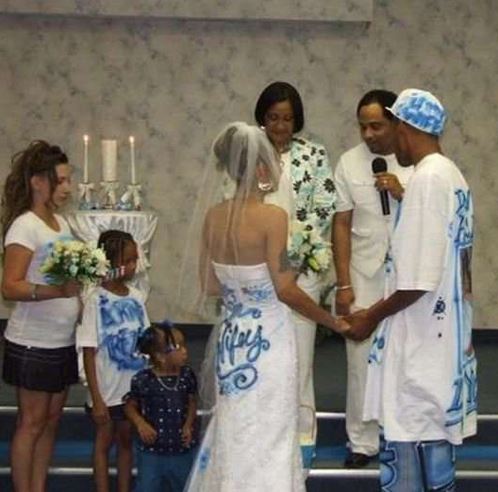 Gli Abiti da Sposa Più Brutti di Sempre che Non Vorreste Mai Indossare