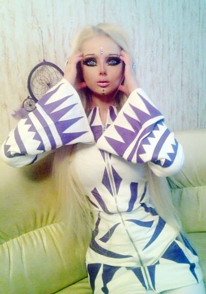 Valeria Lukyanova: la Prova che Barbie Esiste Davvero