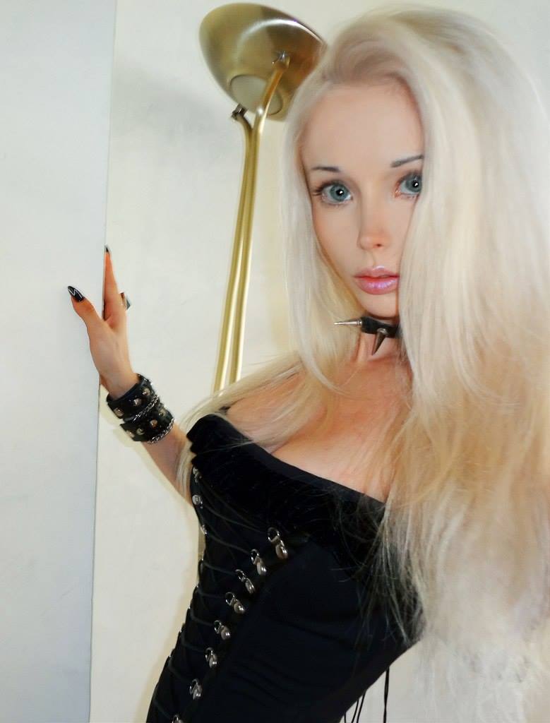Valeria Lukyanova: la Prova che Barbie Esiste Davvero