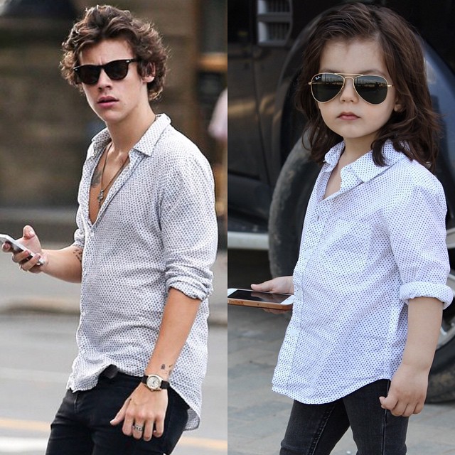 A soli 2 anni Imita Harry Styles degli One Directions (forse) meglio dell'Originale