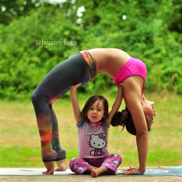 Lo Yoga? Lo Faccio con la Mamma: Ecco le Dolcissime Foto!