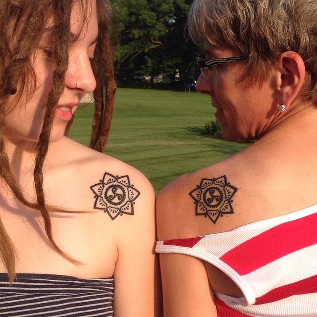 Madre e Figlie Unite per Sempre da un Tatuaggio: le Idee più Belle