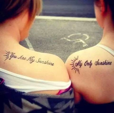 Madre e Figlie Unite per Sempre da un Tatuaggio: le Idee più Belle