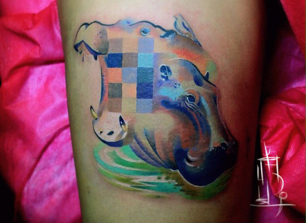 15 Magnifici Tatuaggi "Pixelati" che Sembrano Difettati