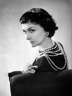 Il mito di Coco e della Maison Chanel in 18 scatti indimenticabili