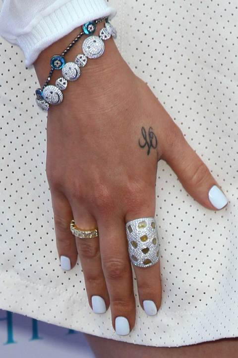 I 34 Tatuaggi più Belli e Graziosi delle Celebrities!