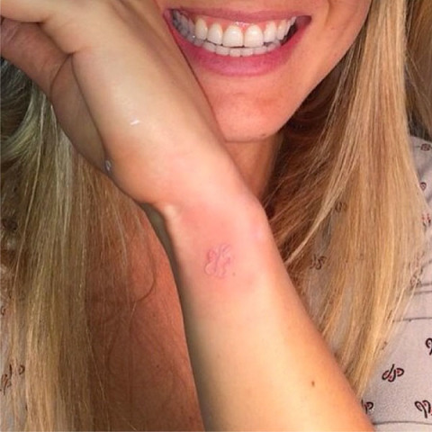 I 34 Tatuaggi più Belli e Graziosi delle Celebrities!