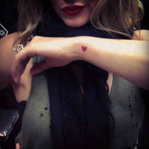 I 34 Tatuaggi più Belli e Graziosi delle Celebrities!