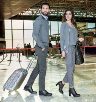 NeroGiardini: il Catalogo della Collezione Autunno-Inverno 2015/2016 NeroGiardini: il Catalogo della Collezione Autunno-Inverno 2015/2016
