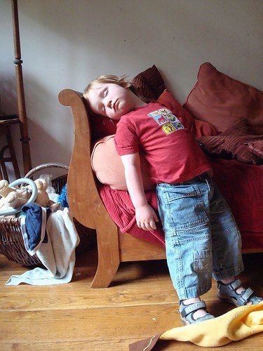 36 Bambini che Si Addormentano Davvero Ovunque!