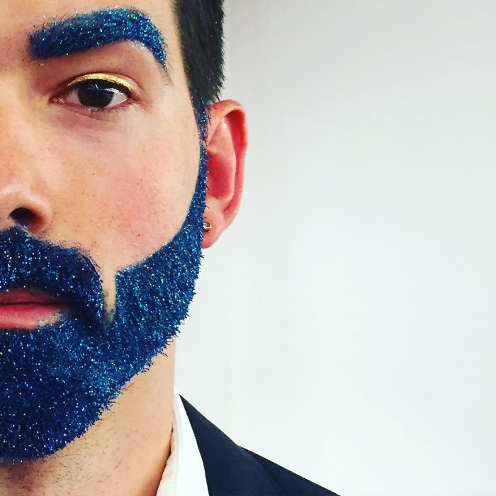 Arriva la Barba Glitterata: Ecco l'Ultima Assurda Tendenza Maschile