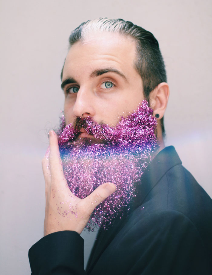 Arriva la Barba Glitterata: Ecco l'Ultima Assurda Tendenza Maschile