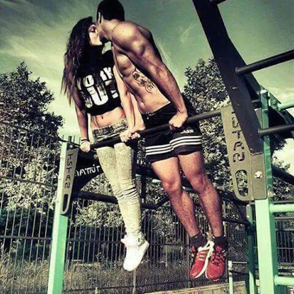38 Coppie che Dimostrano come Allenarsi Insieme Faccia Bene all'Amore!