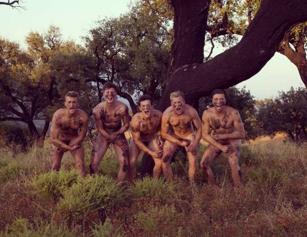 Canottieri Inglesi Nudi Contro l'Omofobia: Ecco il Calendario Hot 2016