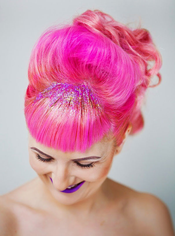 La Ricrescita si Vede? Basta Ricoprirla di Glitter: Ecco la Nuova Tendenza!