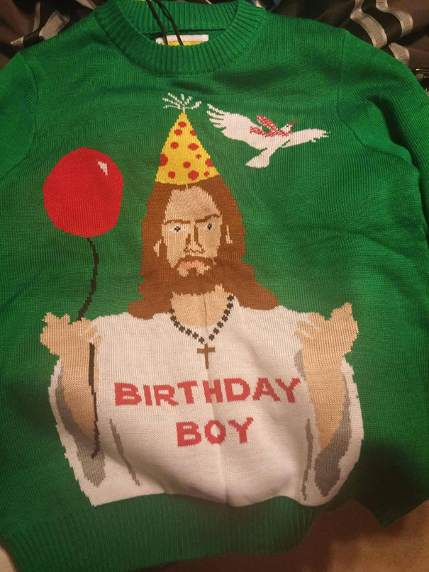 I 37 Maglioni da Non Indossare questo Natale (e neanche per i prossimi)