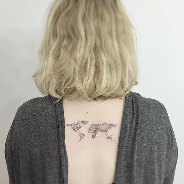 28 fantastici tatuaggi per chi ama viaggiare per il mondo!