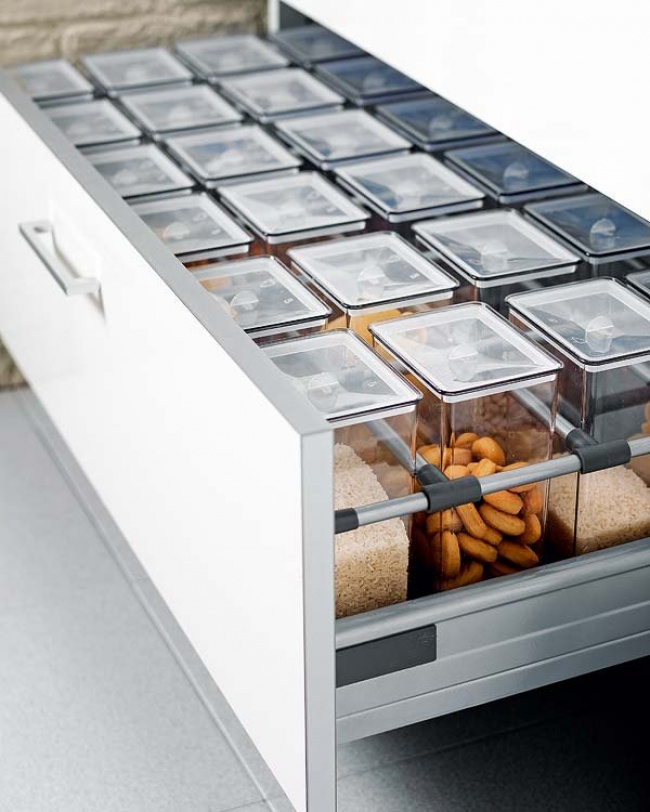 Cucina Piccola? 20 Geniali Idee Salvaspazio per Sfruttare Ogni Piccolo Angolo