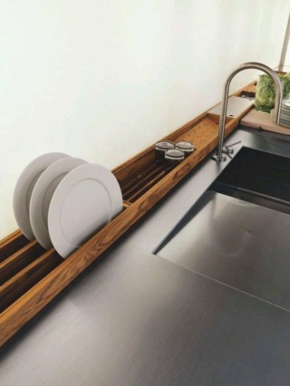 Cucina Piccola? 20 Geniali Idee Salvaspazio per Sfruttare Ogni Piccolo Angolo Cucina Piccola? 20 Geniali Idee Salvaspazio per Sfruttare Ogni Piccolo Angolo