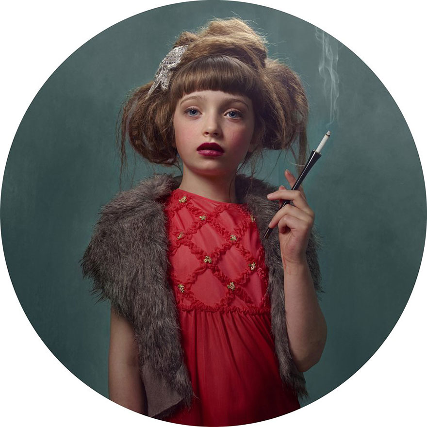 Bambini che Fumano: 14 Foto Shock per Sensibilizzare gli Adulti