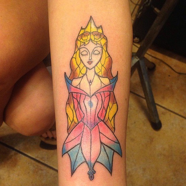38 Tatuaggi Piccoli e Grandi Ispirati alle Principesse Disney!