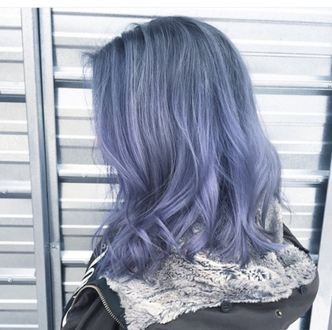 Denim Hair: la Nuova Tendenza 2016 che Colora i Capelli Come i Jeans!
