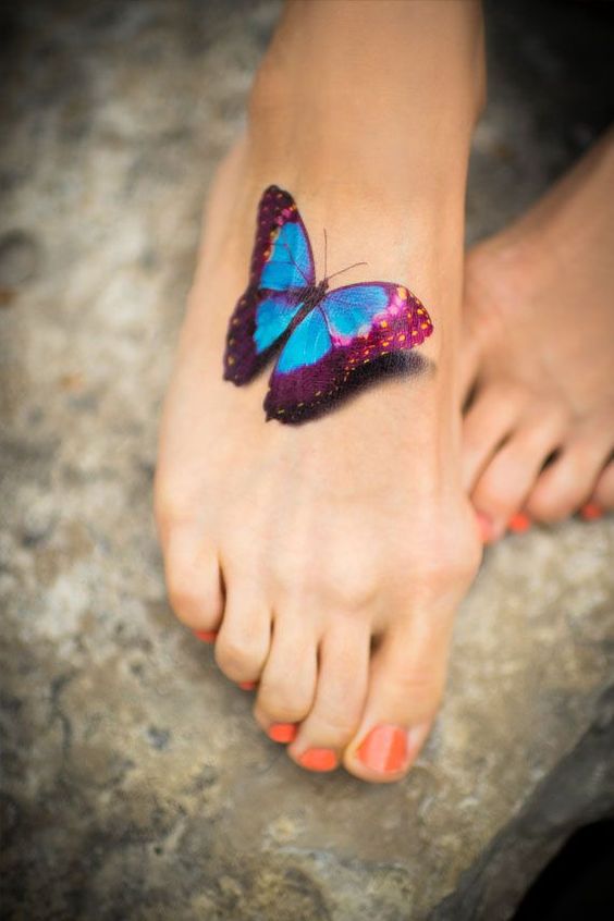 30 Idee per un Tatuaggio ai Piedi Sensuale di cui Non Pentirsi Mai!