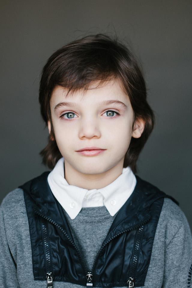 La Bellezza Unica dei Bambini Nati da Matrimoni Misti Raccontata in 16 Foto