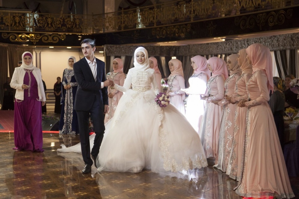Ecco L'Abito da Sposa in 20 Paesi del Mondo con Differenti Tradizioni!
