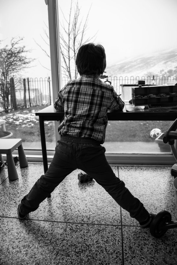 25 Scatti di Un Padre Che Mostrano Tutti i Volti dell'Autismo