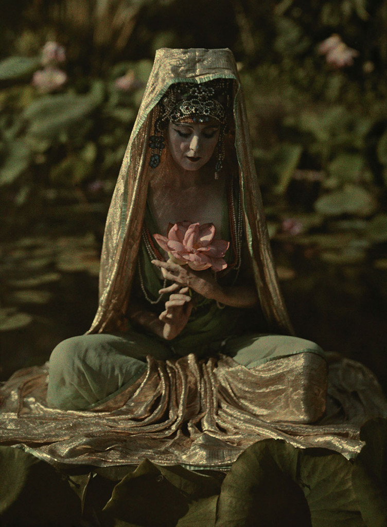 25 Inedite Foto Mai Pubblicate Trovate negli Archivi del National Geographic