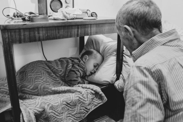 26 Esempi di Come un Papà Imperfetto Possa Diventare un Nonno Perfetto