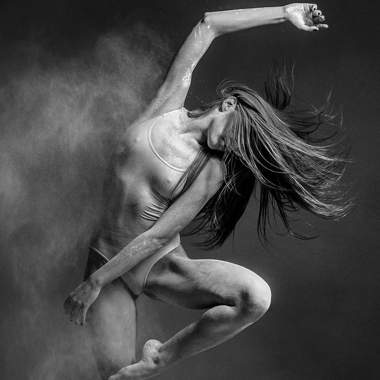 La Magia e la Potenza della Danza nei Meravigliosi Scatti di Alexander Yakolev
