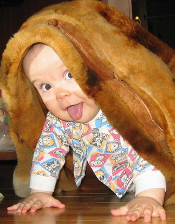 27 Tenerissimi Bimbi che Credono di Essersi Nascosti alla Perfezione!