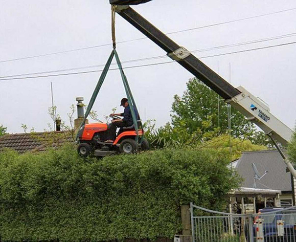 25 Modi Assurdi (e Alcuni Ingegnosi) per Riparare una Cosa Rotta