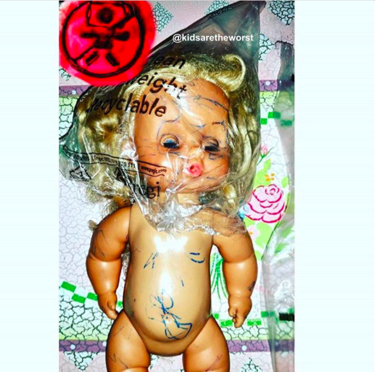 "Kids Are The Worst": 35 Foto di Bambini che Danno il Peggio di Loro