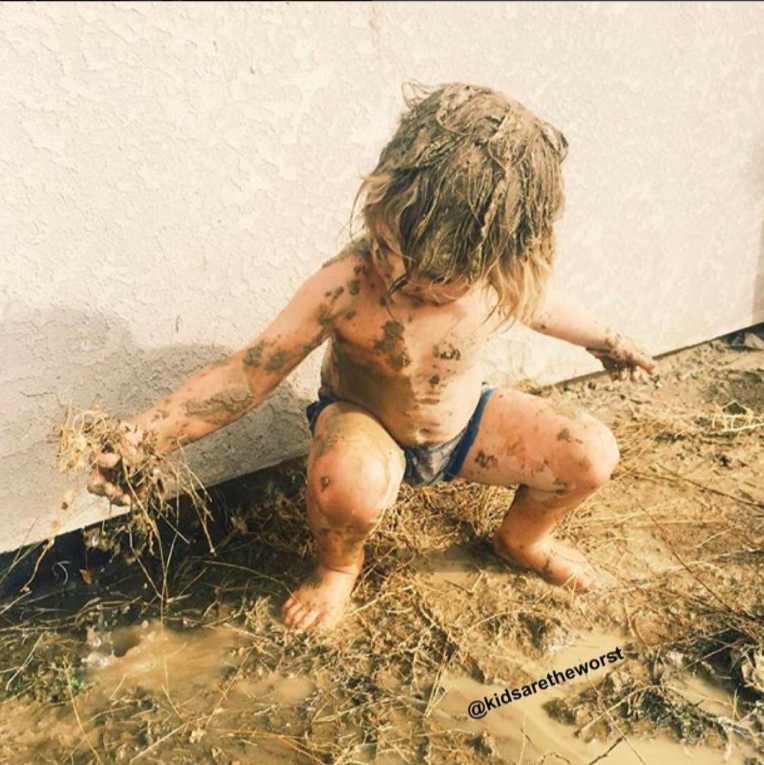 "Kids Are The Worst": 35 Foto di Bambini che Danno il Peggio di Loro