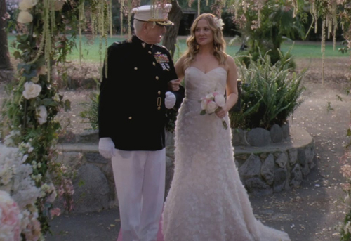 Gli Abiti da Sposa più Belli, Originali, Fantasiosi (e Costosi) Visti nelle Serie Tv!