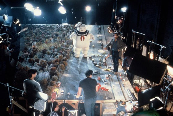30 Set Cinematografici in Miniatura che vi Lasceranno a Bocca Aperta!