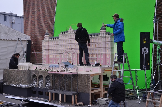 30 Set Cinematografici in Miniatura che vi Lasceranno a Bocca Aperta!