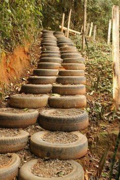 29 Idee per Riciclare le tue Vecchie Gomme Davvero Originali!
