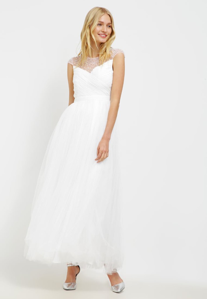 30 Abiti da Sposa Low Cost da Sogno a Portata di Click
