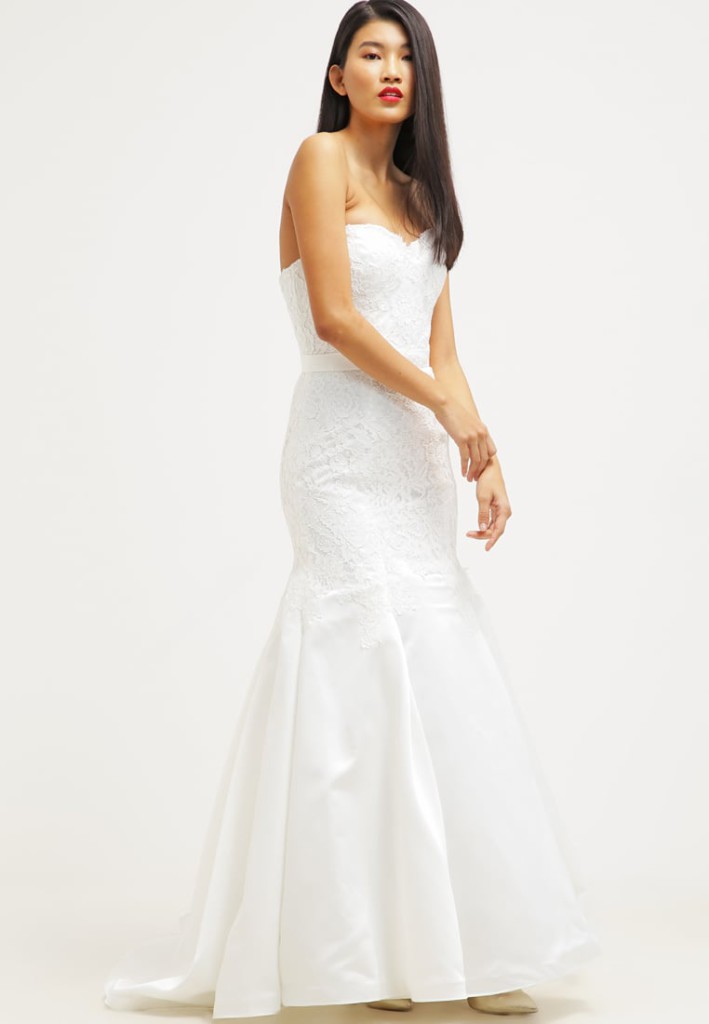 30 Abiti da Sposa Low Cost da Sogno a Portata di Click
