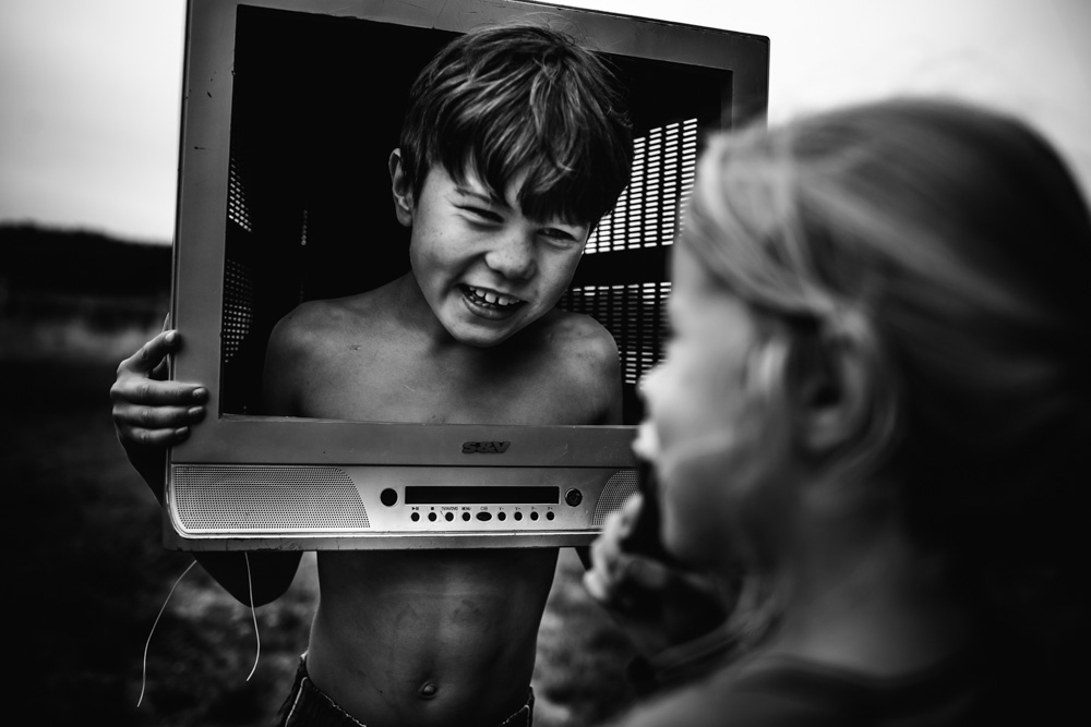La Bellezza dell'Infanzia Vissuta Senza Tecnologia Raccontata in 30 Immagini