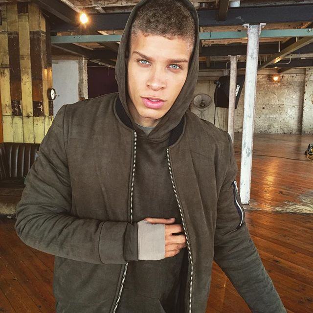 Belli e Sexy: 15 Modelli Super Hot da Seguire Subito su Instagram!