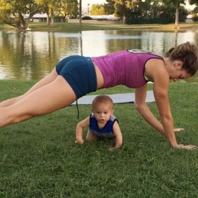 20 Idee per Tornare In Forma Perfetta Dopo Il Parto Senza Trascurare il Proprio Bambino