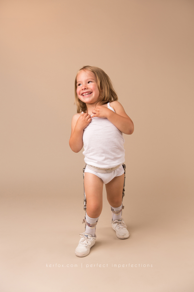 20 Mamme Condividono le Loro "Perfette Imperfezioni" in un Progetto Fotografico